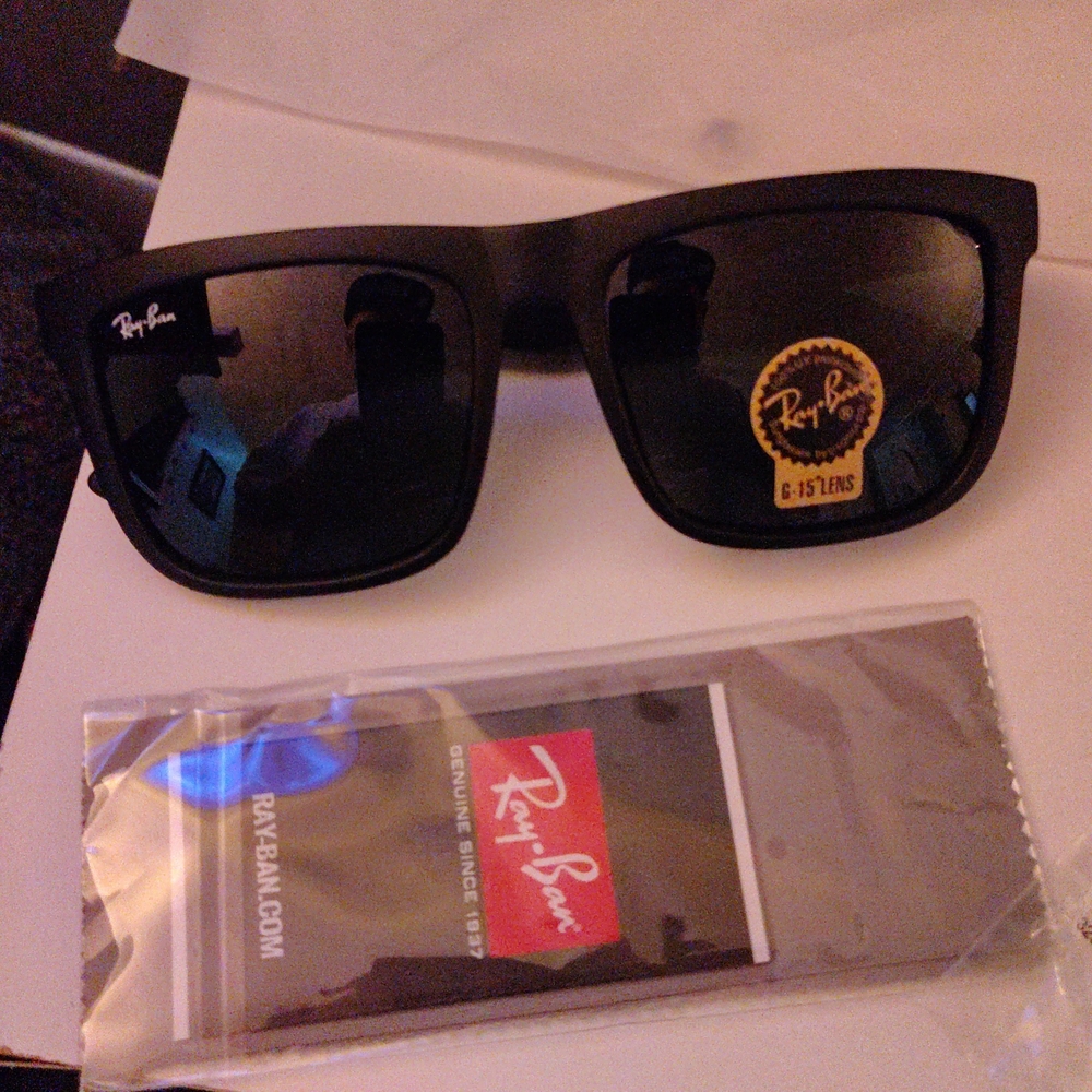 Ray-Ban Classic Black Sunglasses